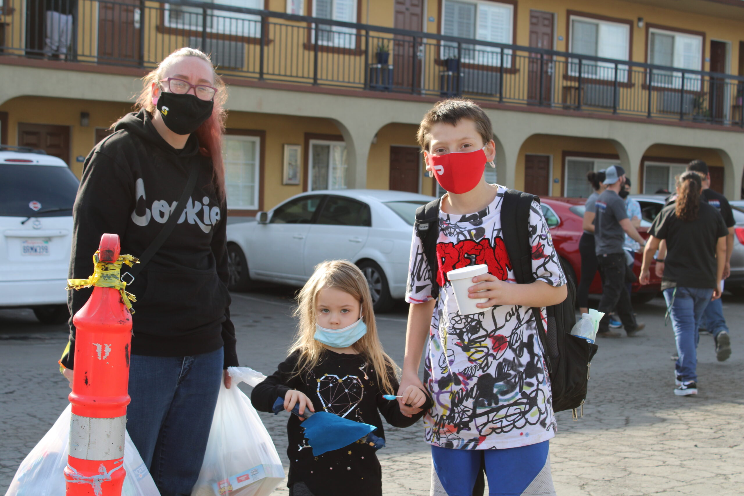 Family getting housing with kids